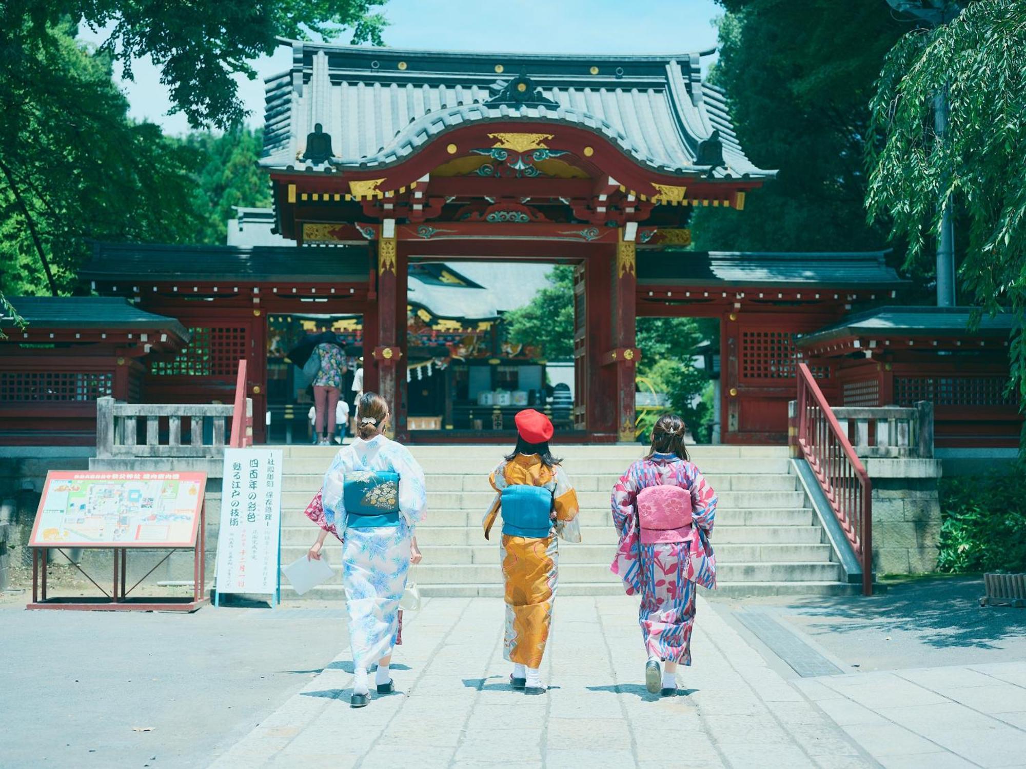 Отель Nipponia Chichibu Monzenmachi Экстерьер фото